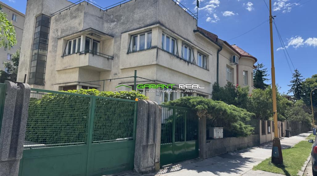 GARANT REAL - prenájom prízemie v rodinnom dome 110 m2, 4 izby + príslušenstvo, Košice - Juh, Rázusova ulica